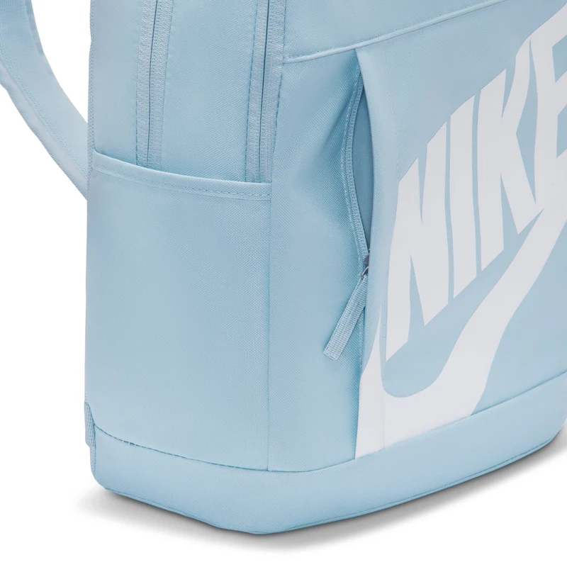 Nike Elemental Backpack 21 – vielseitiger Daypack mit 21 Litern Volumen, robustem Polyestergewebe, sportlichem Design und mehreren Fächern für klare Struktur und schnellen Zugriff im Alltag, Schule und Sport.