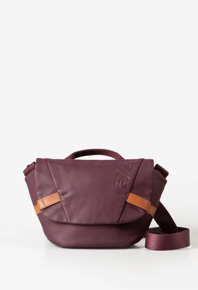 Aunts & Uncles Kazo Überschlagtasche