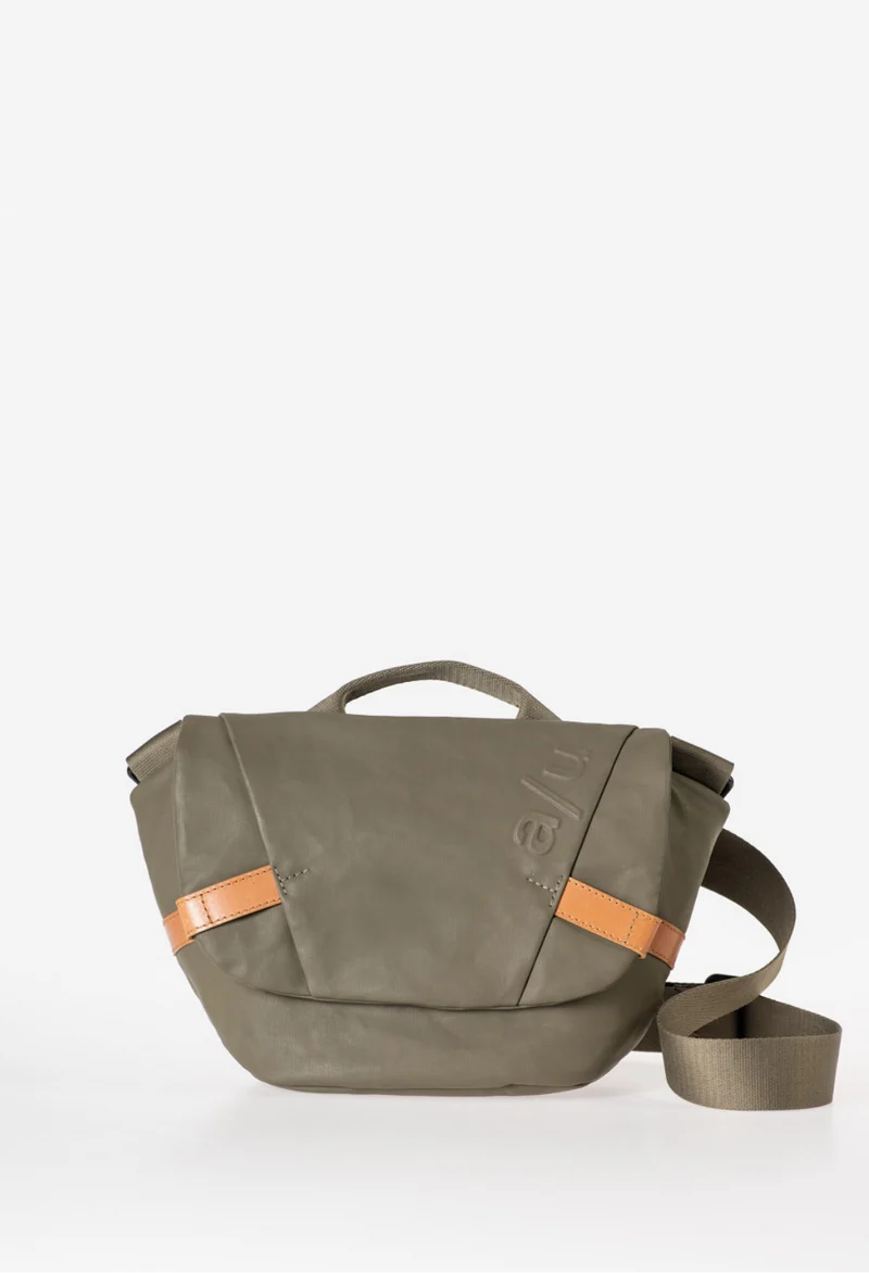 Aunts & Uncles Kazo Überschlagtasche