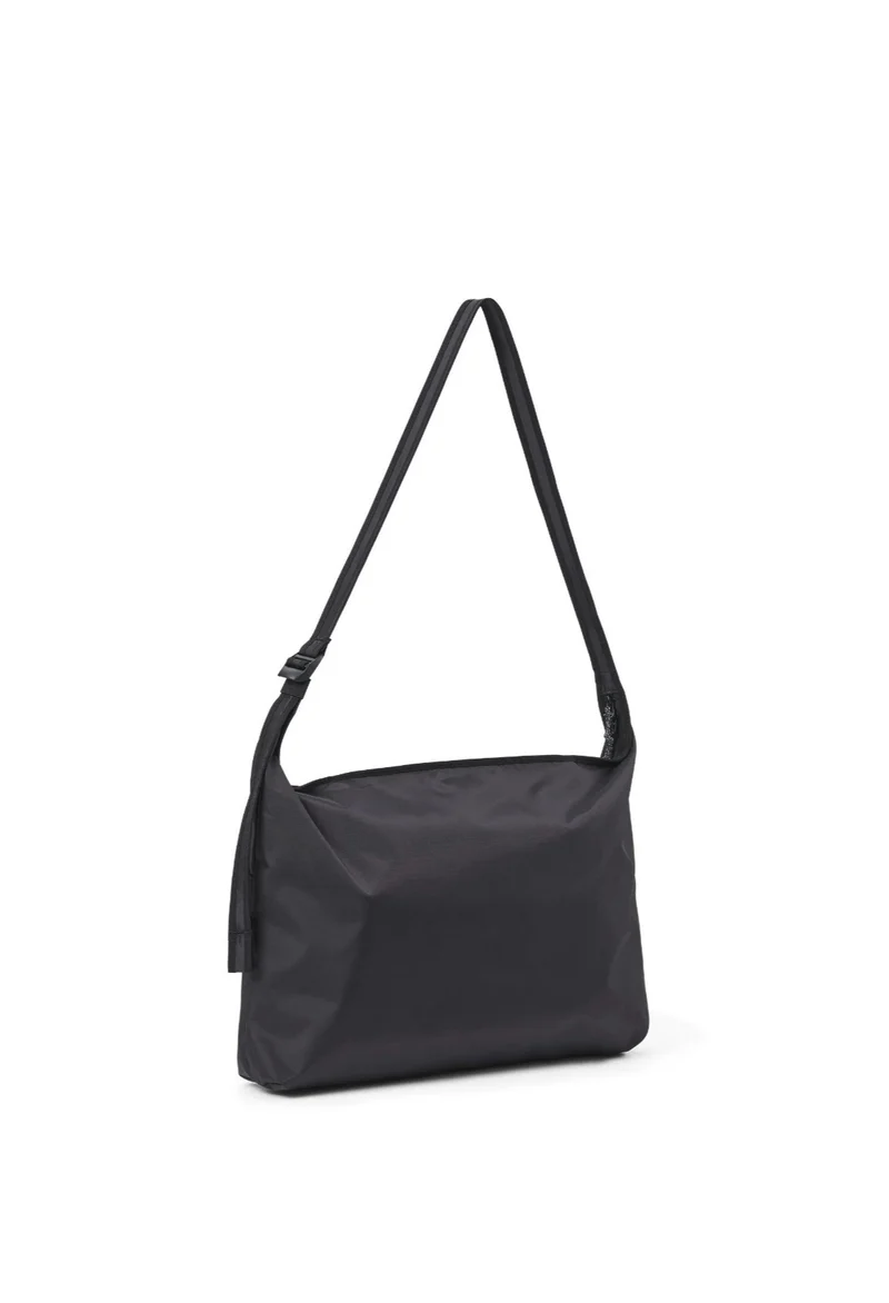 Aevor Shoulder Umhängetasche