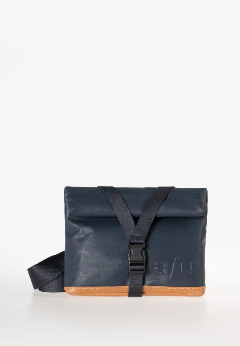 Aunts & Uncles Tsu Gürteltasche