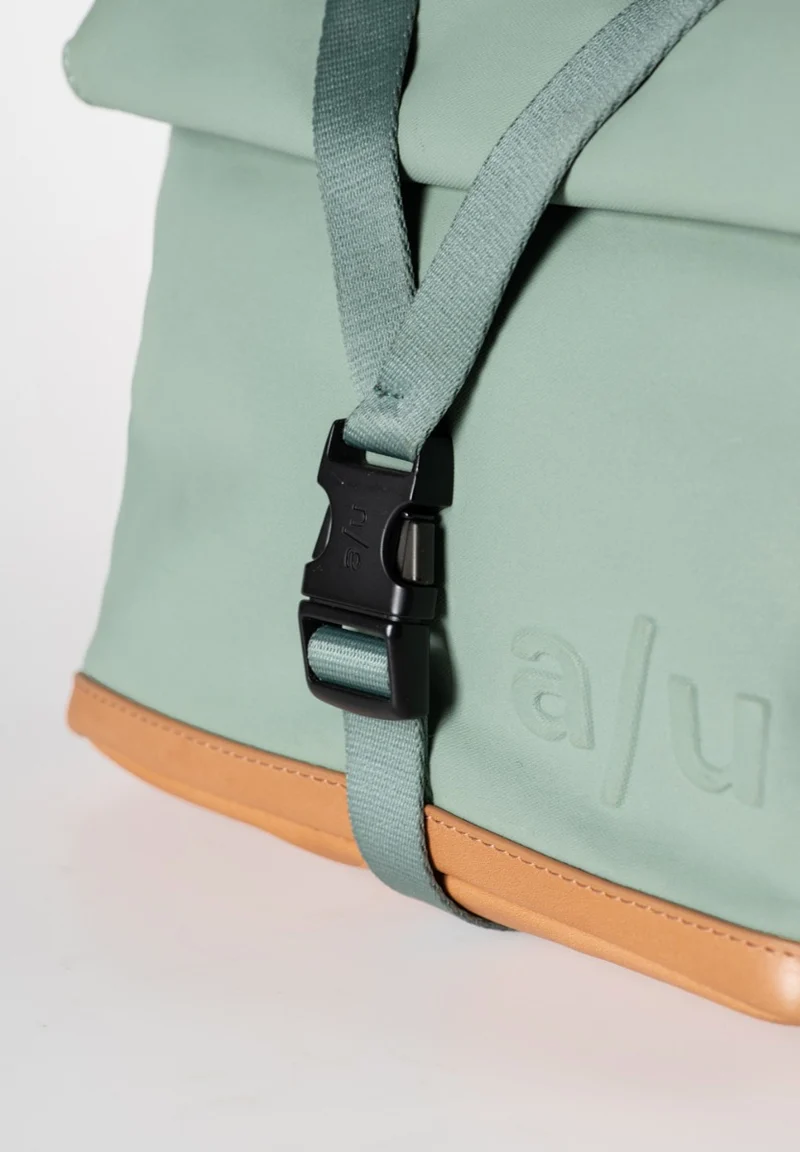 Aunts & Uncles Tsu Gürteltasche
