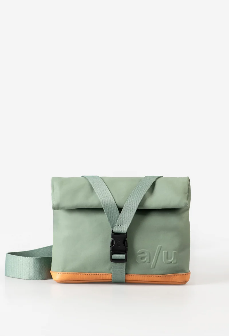 Aunts & Uncles Tsu Gürteltasche
