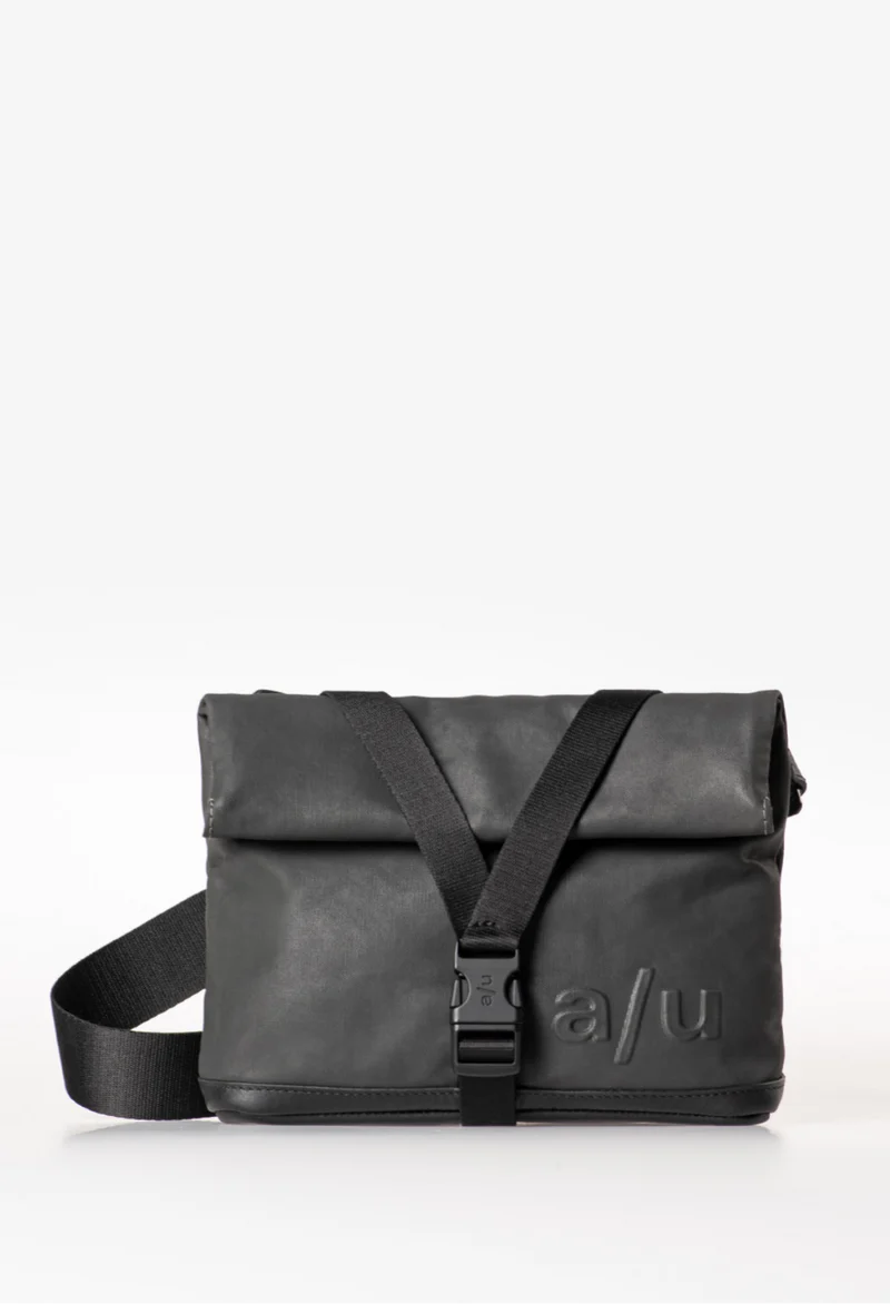 Aunts & Uncles Tsu Gürteltasche