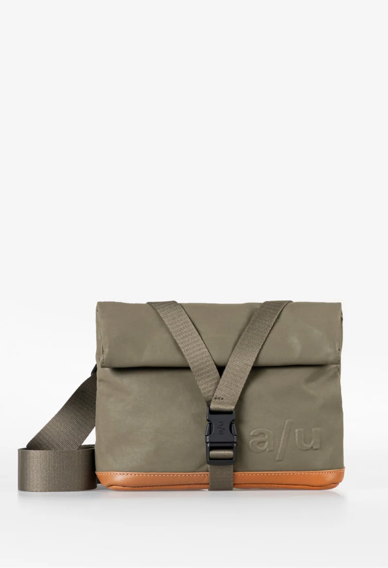 Aunts & Uncles Tsu Gürteltasche