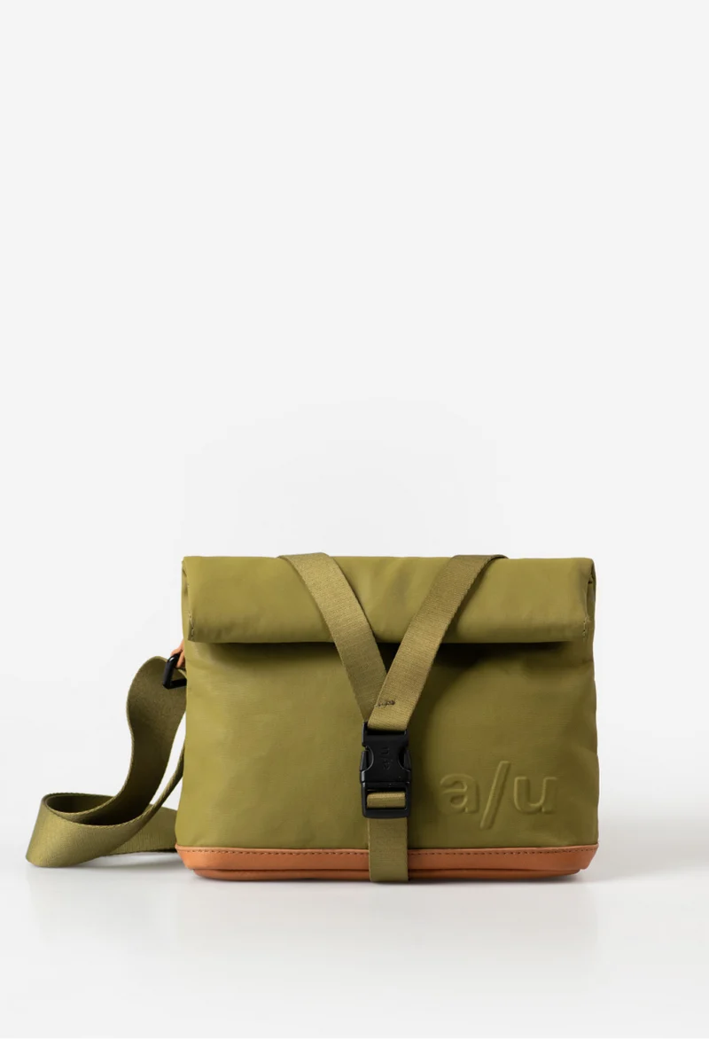Aunts & Uncles Tsu Gürteltasche
