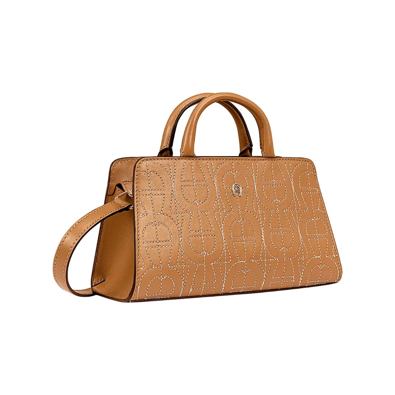Aigner Cybill Trapunto Strech Riemenhandtasche