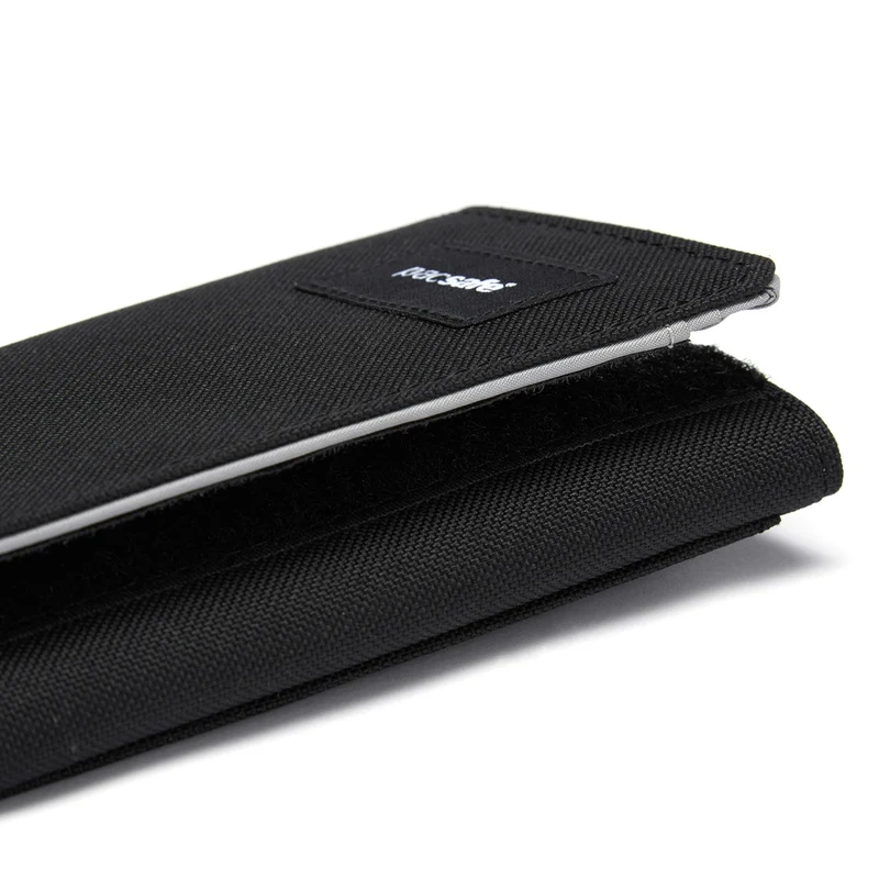pacsafe RFIDsafe Trifold Wallet - Geldbörse 6 cc 11.5 cm (jet black)