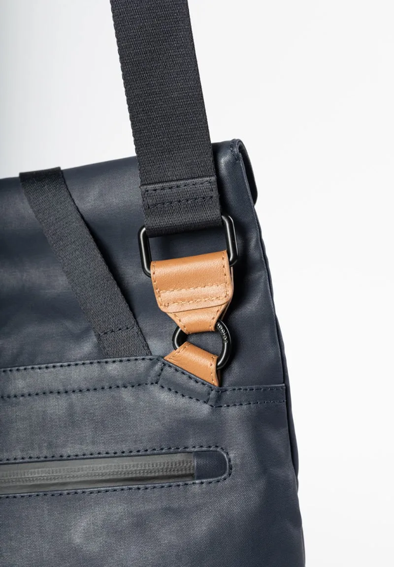 Aunts & Uncles Yao Überschlagtasche
