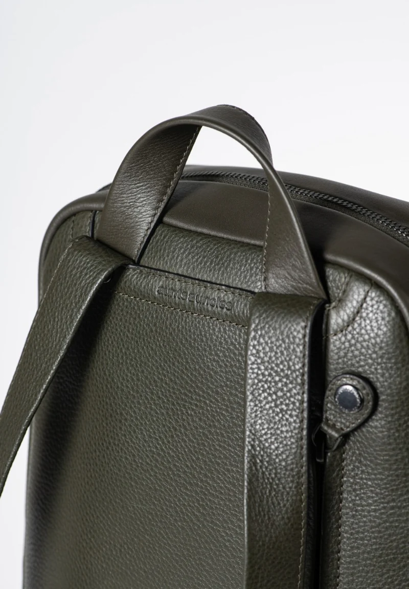 Aunts & Uncles Charm Rucksack
