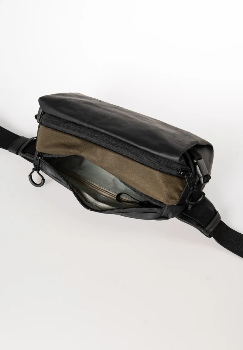 Aunts & Uncles Ishikari Gürteltasche