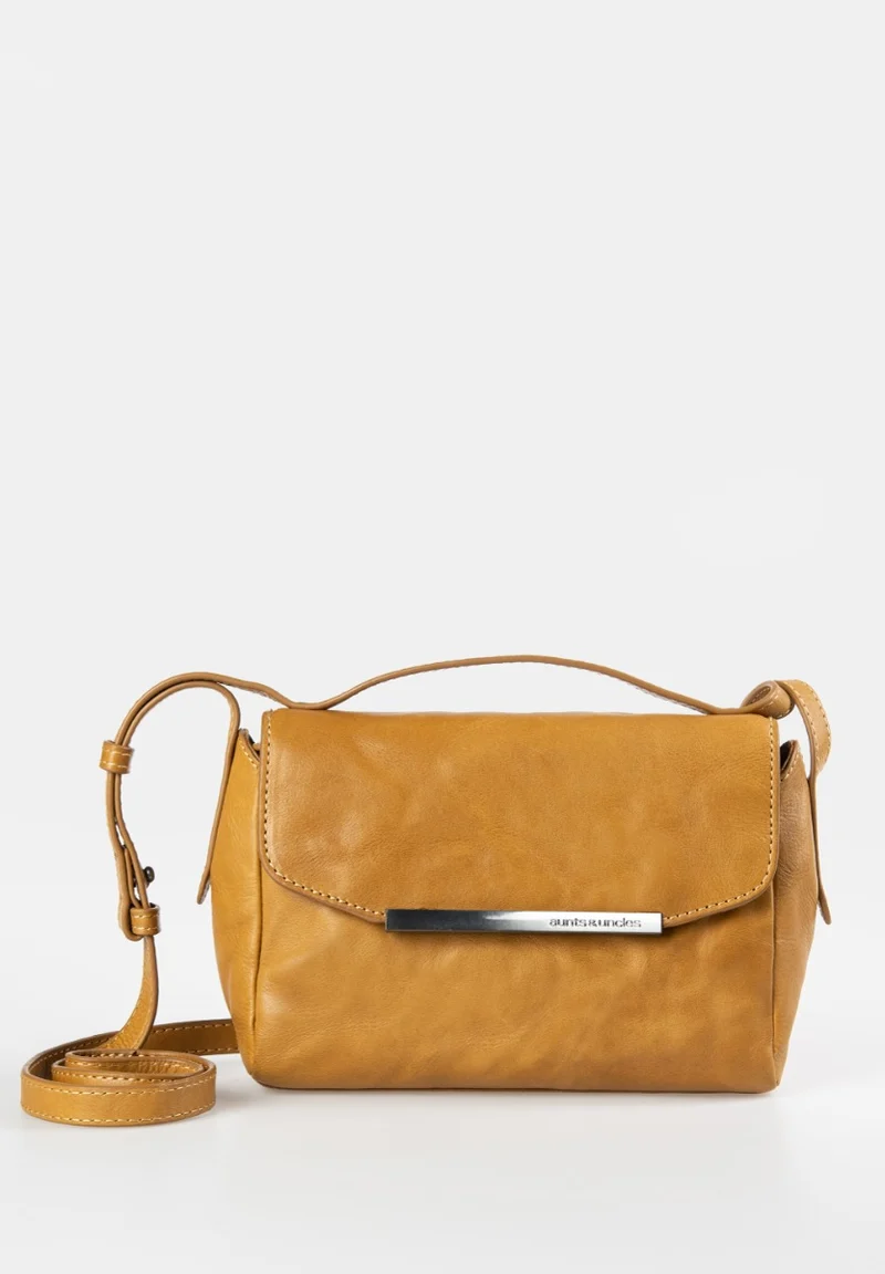 Aunts & Uncles Mrs. Bao Bun Überschlagtasche