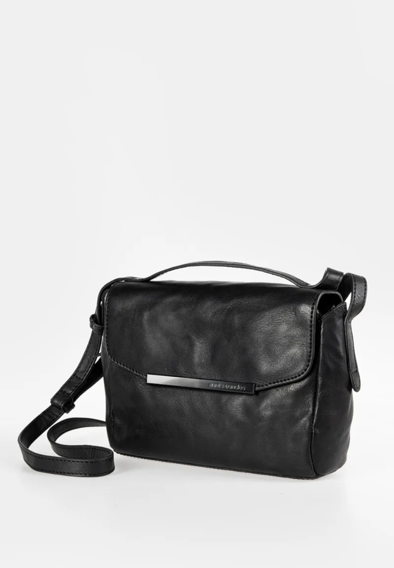 Aunts & Uncles Mrs. Bao Bun Überschlagtasche