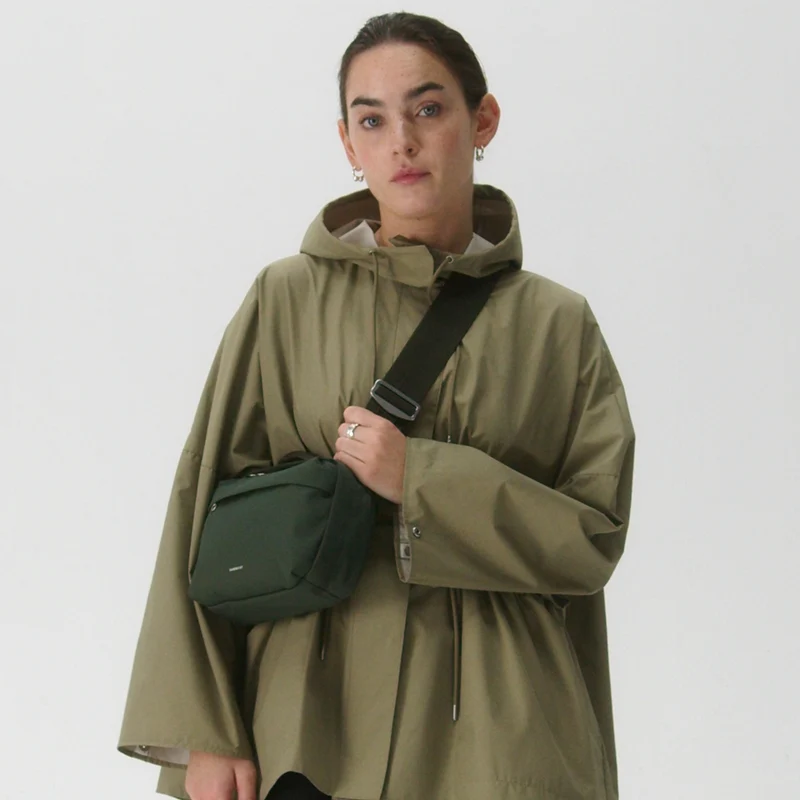 Sandqvist GO Travel - Umhängetasche 22 cm (dawn green)