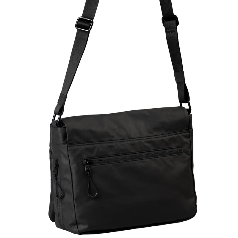 aunts & uncles Aoki RE Lite - Umhängetasche 28 cm (black)