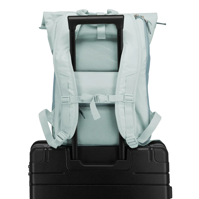 Travelite Basics Rollup - Rucksack 60 cm (ice blue)