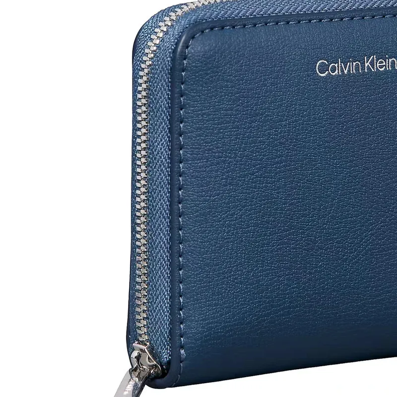 Calvin Klein Foil Logo Square Zip - Geldbörse 5cc 10.5 cm (key largo)