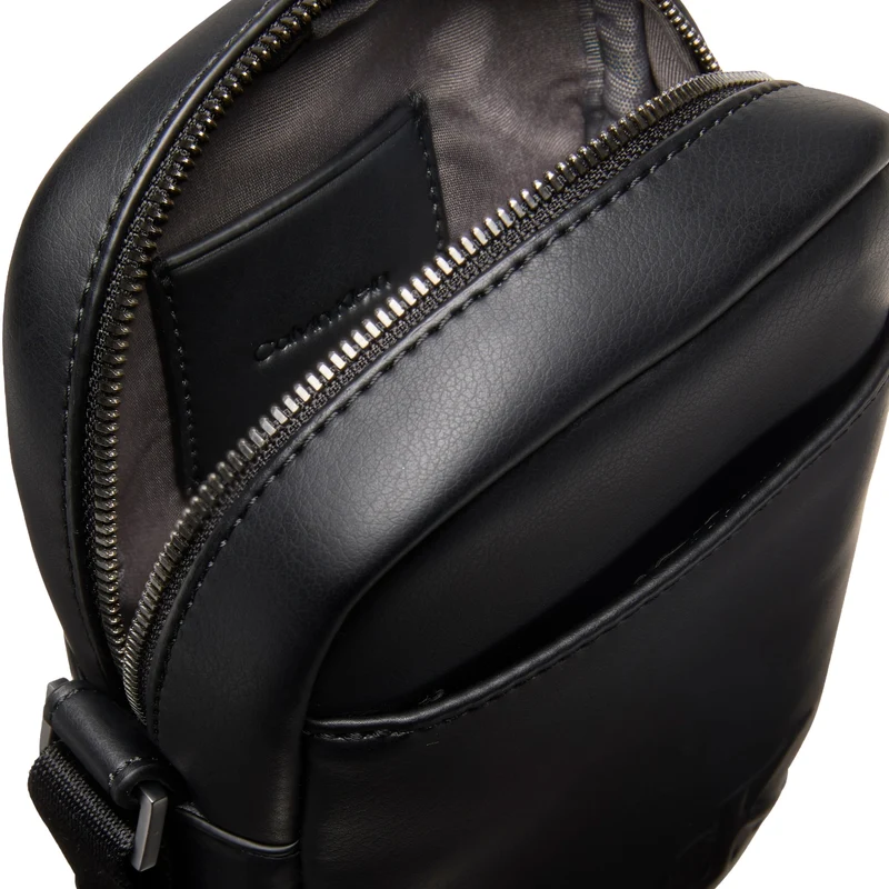 Calvin Klein Bold CK Slim - Umhängetasche 18 cm (black)